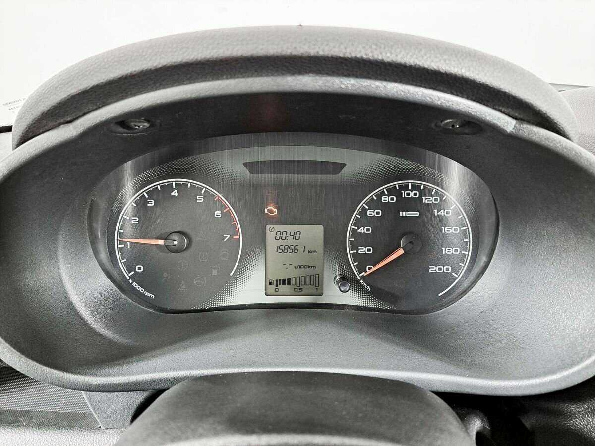 Б/У Лада (ВАЗ) Гранта 2017 года. Фото: #8