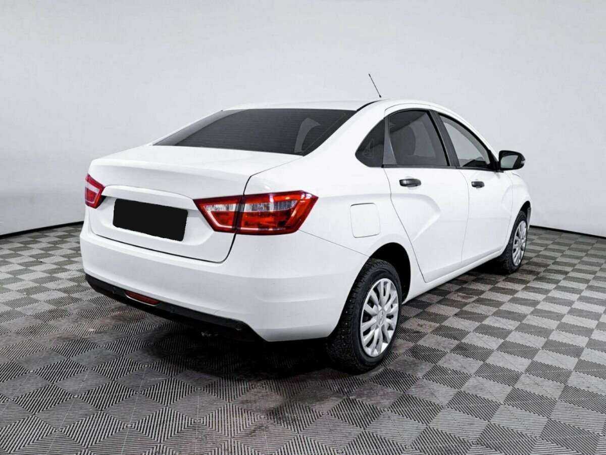 Б/У Лада (ВАЗ) Веста 2021 года. Фото: #3