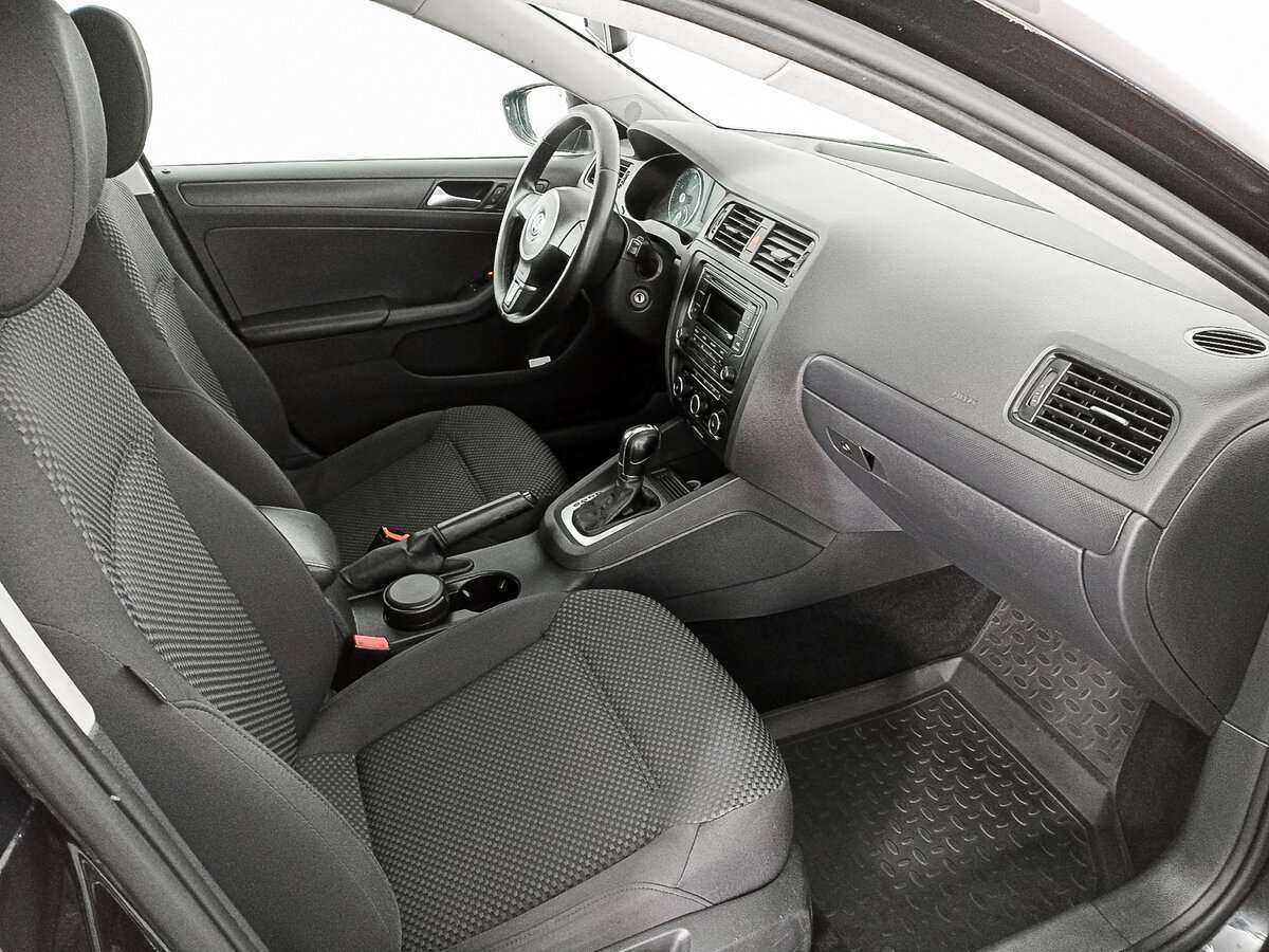 Б/У Фольксваген Джетта 2014 года. Фото: #8