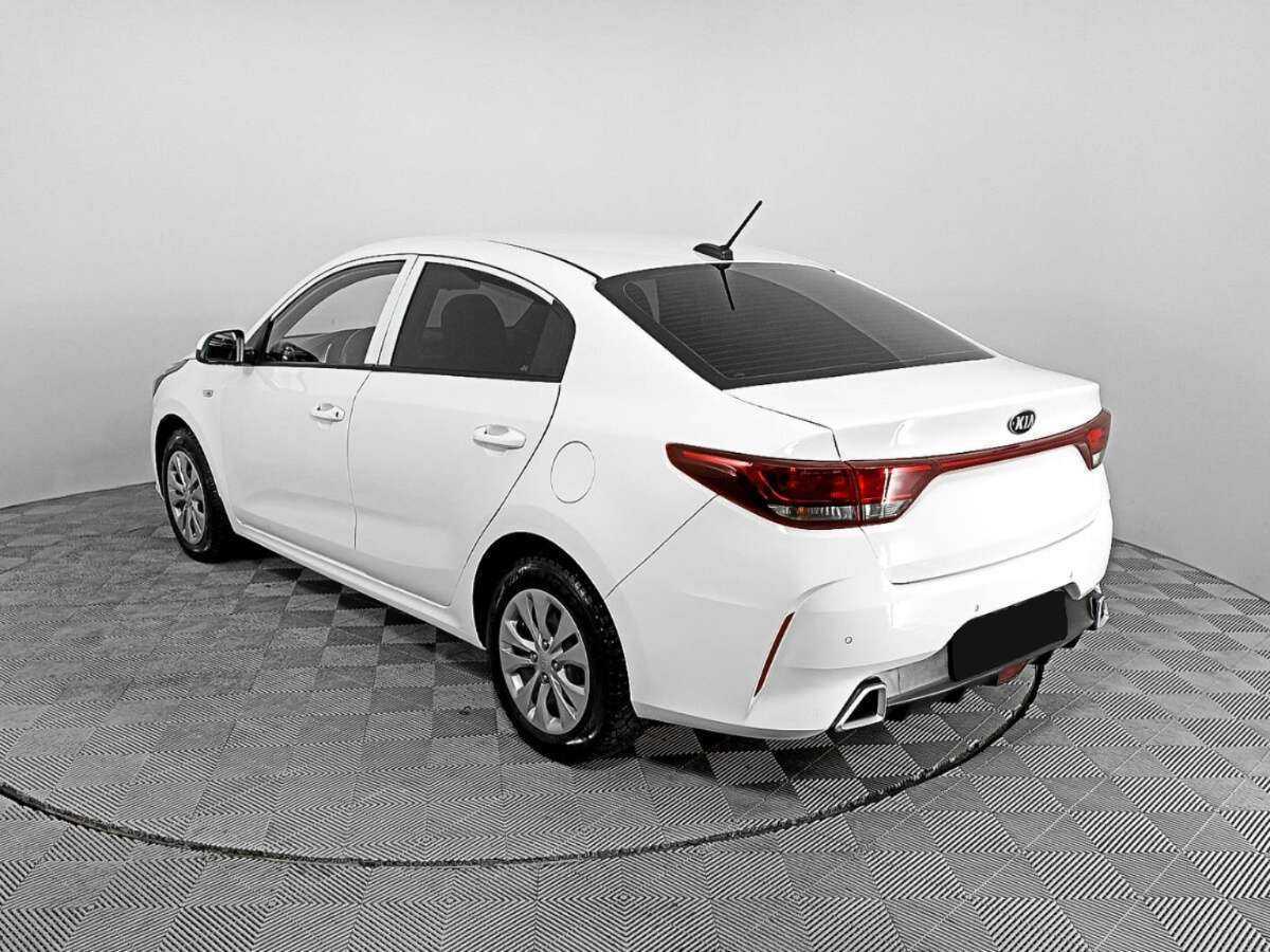 Б/У Киа Рио 2021 года. Фото: #6