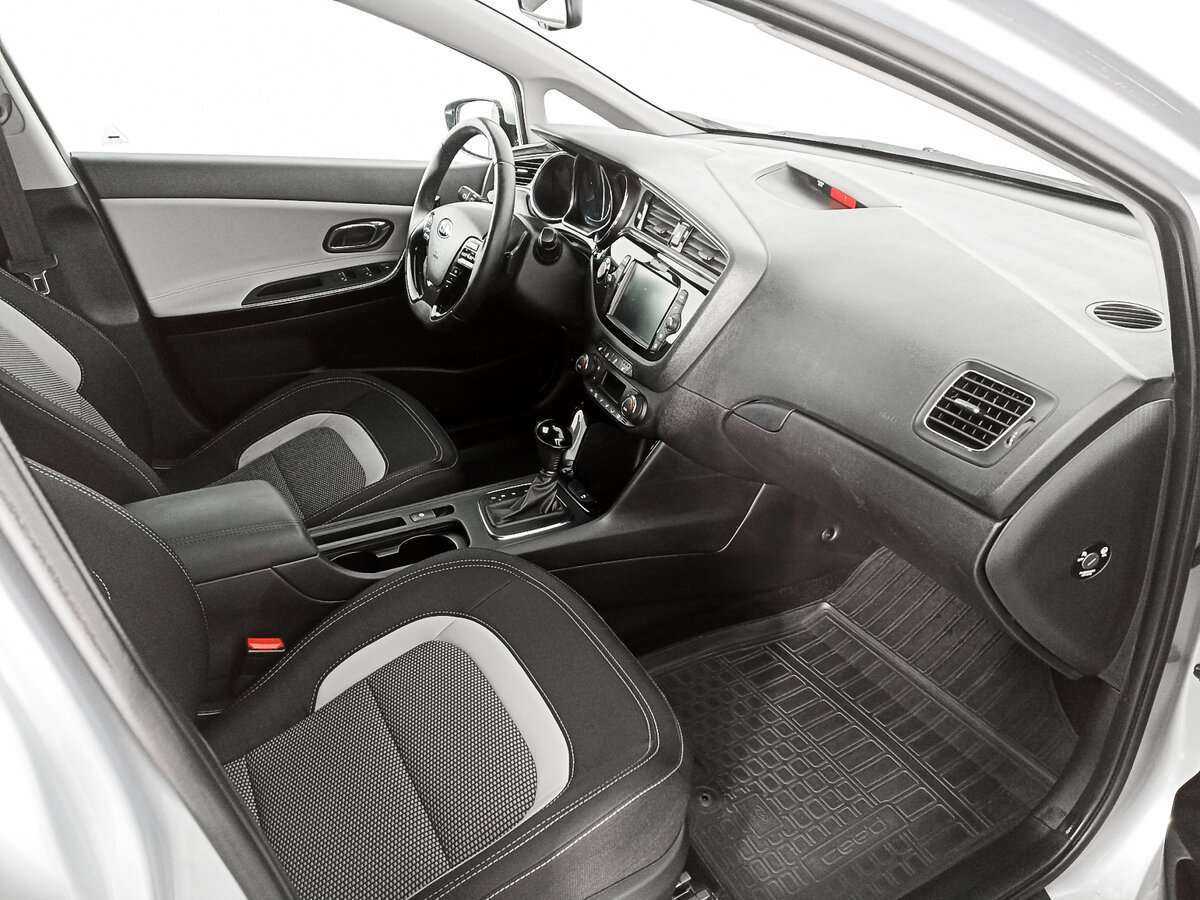 Б/У Киа Сид 2018 года. Фото: #10