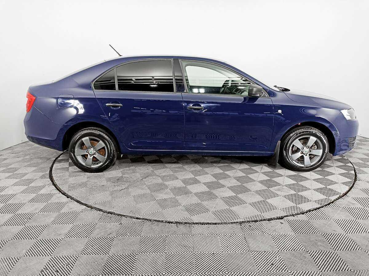 Б/У Шкода Рапид 2016 года. Фото: #3