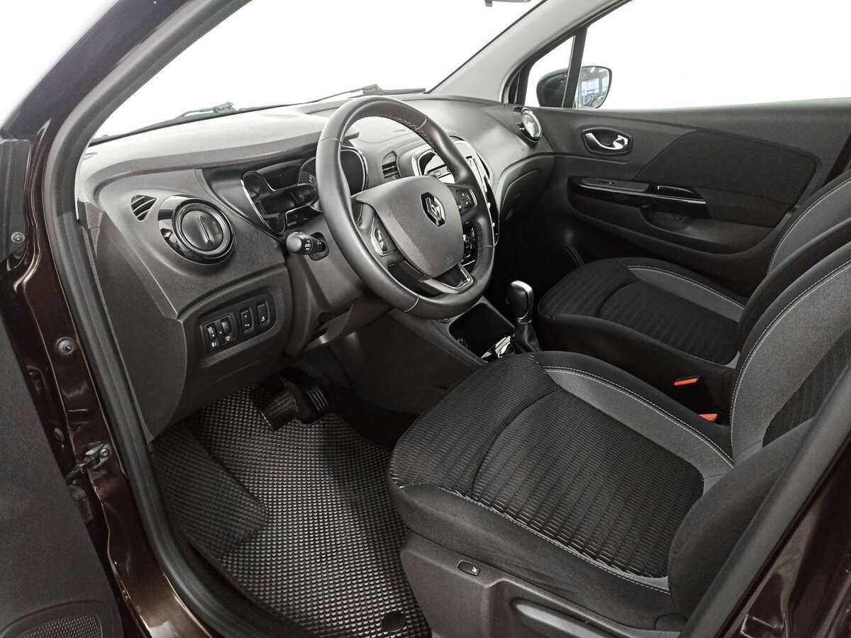 Б/У Рено Каптюр 2018 года. Фото: #13