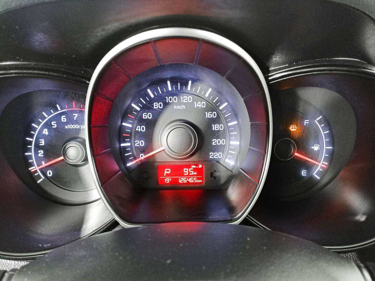 Б/У Киа Рио 2015 года. Фото: #10