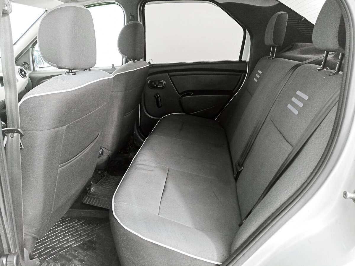 Б/У Рено Логан 2012 года. Фото: #11