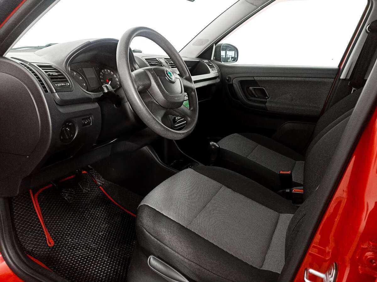 Б/У Шкода Фабия 2012 года. Фото: #12