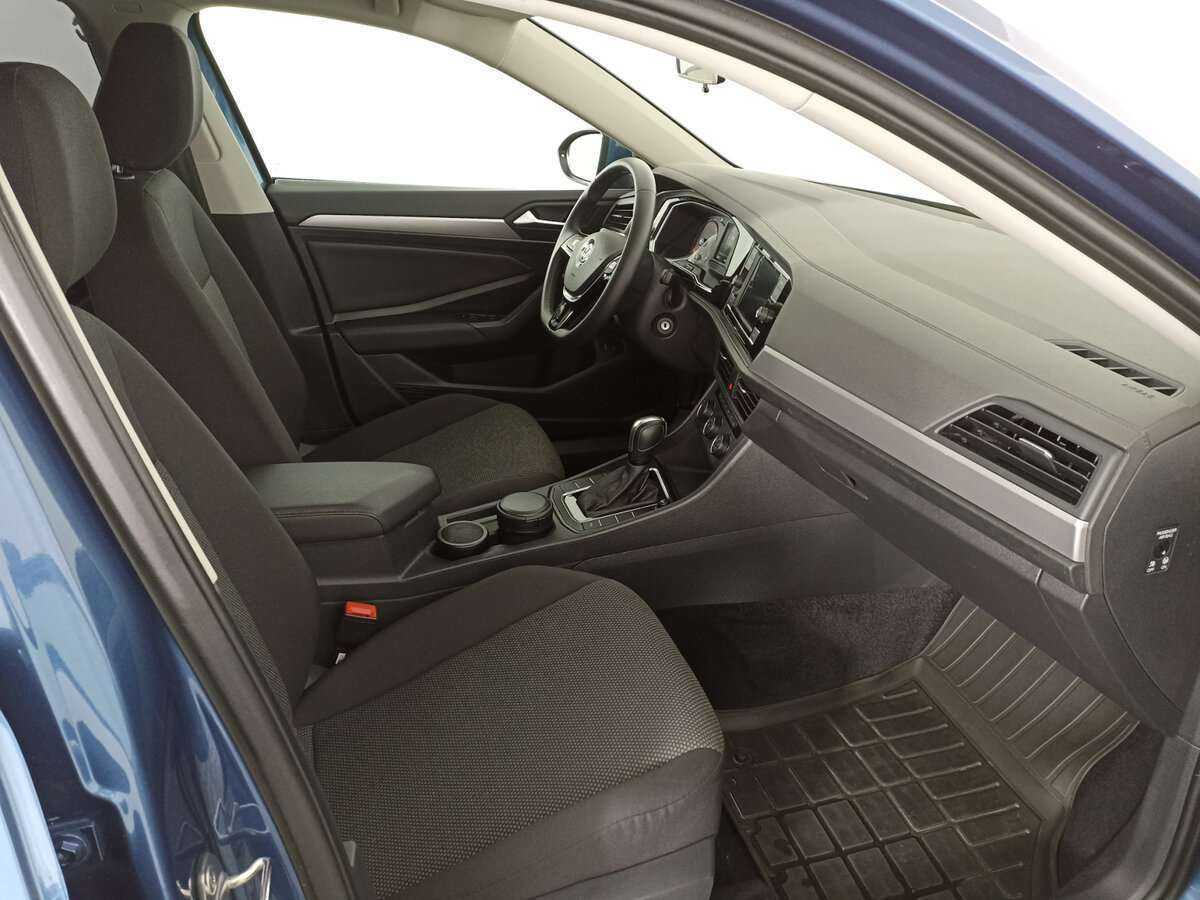 Б/У Фольксваген Джетта 2020 года. Фото: #8