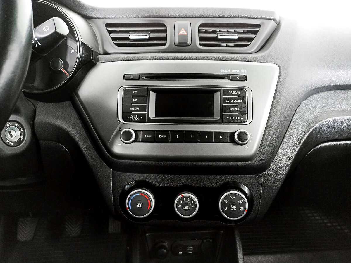 Б/У Киа Рио 2016 года. Фото: #11