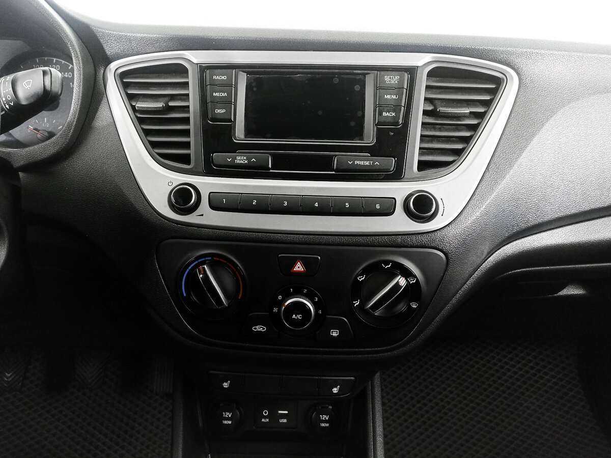 Б/У Хендай Солярис 2018 года. Фото: #12