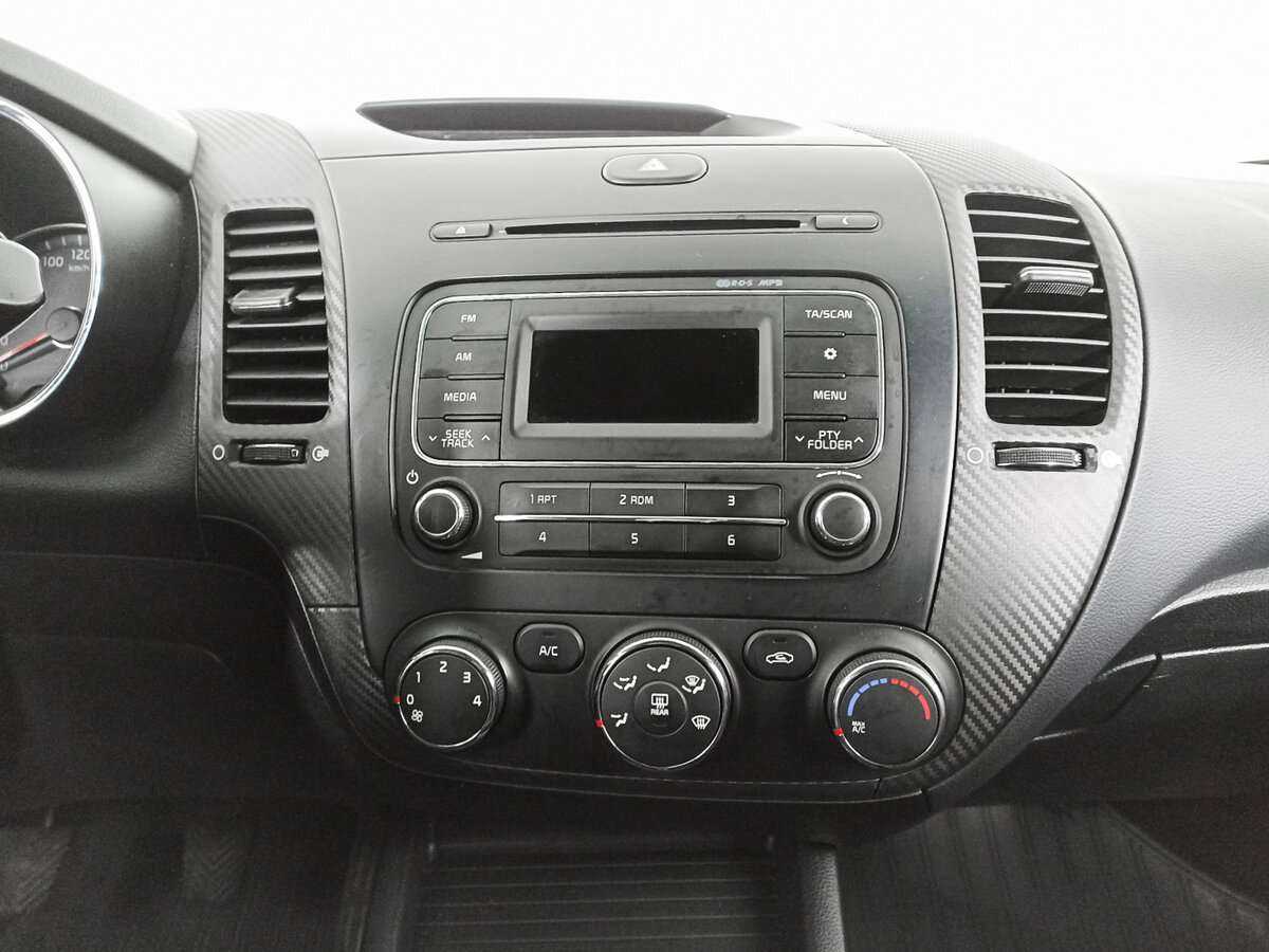 Б/У Киа Церато 2013 года. Фото: #12