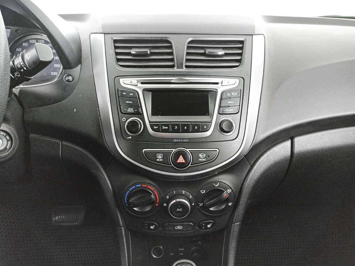 Б/У Хендай Солярис 2015 года. Фото: #14