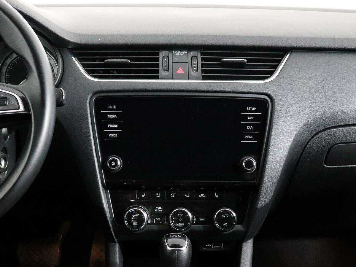 Б/У Шкода Октавия 2018 года. Фото: #11