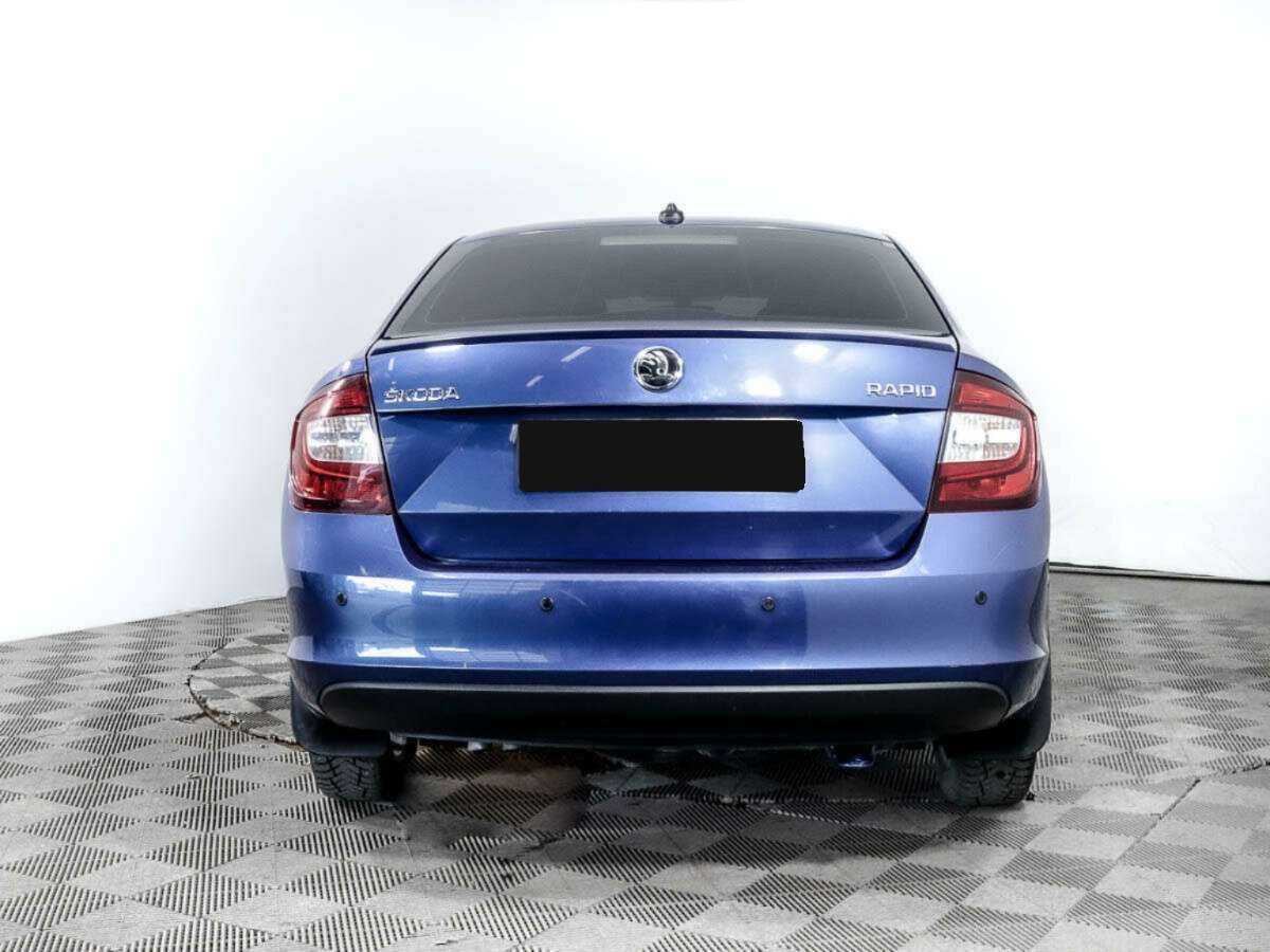 Б/У Шкода Рапид 2017 года. Фото: #4