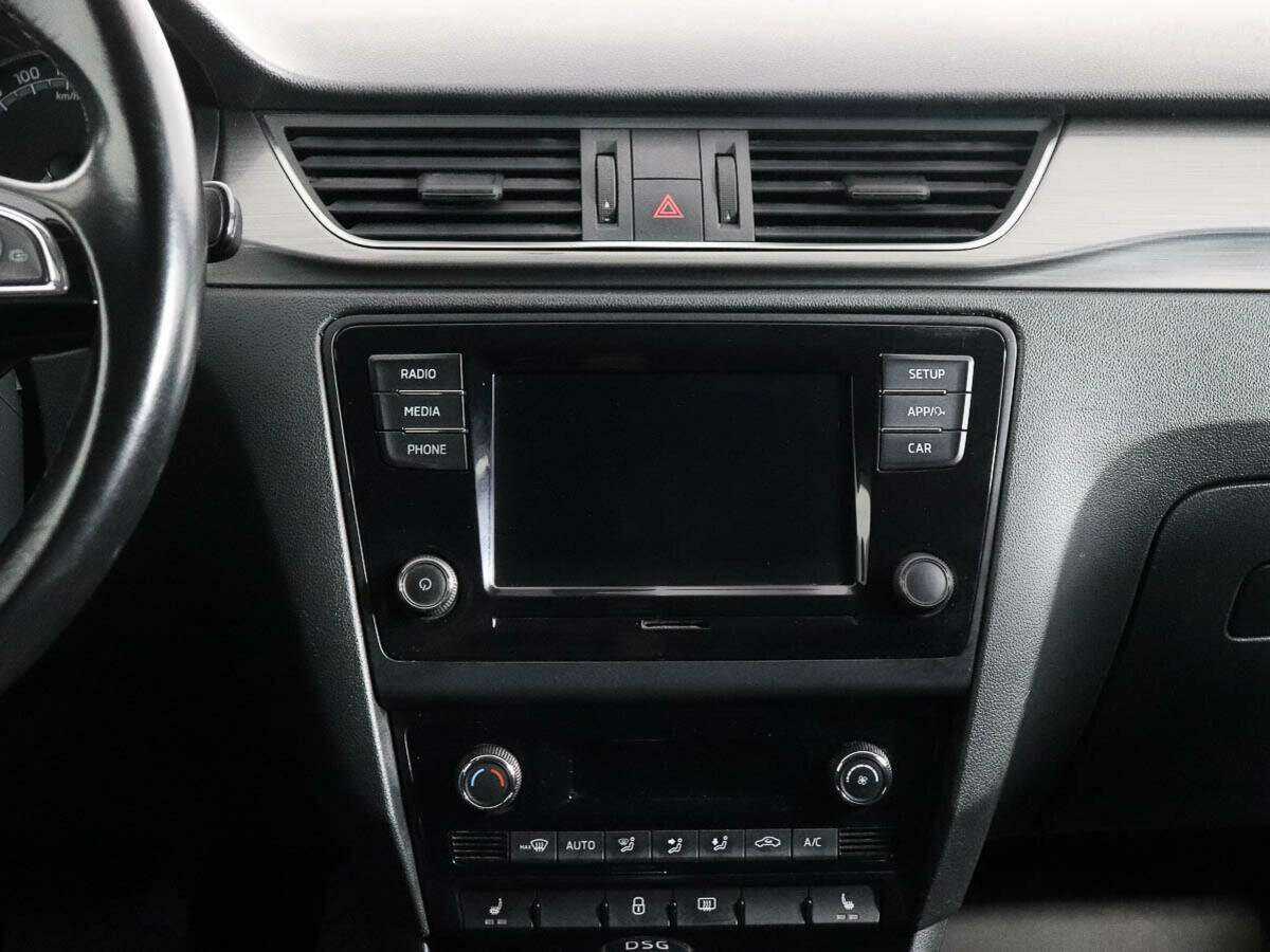 Б/У Шкода Рапид 2017 года. Фото: #11