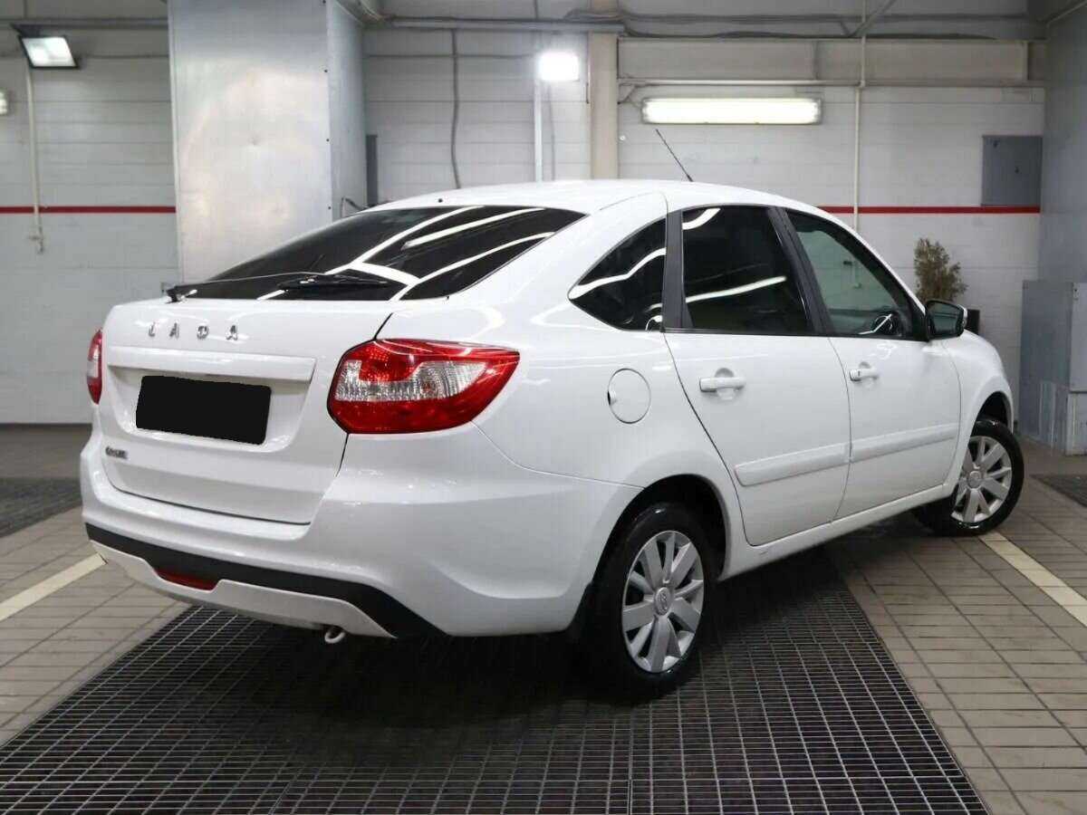 Б/У Лада (ВАЗ) Гранта 2020 года. Фото: #3