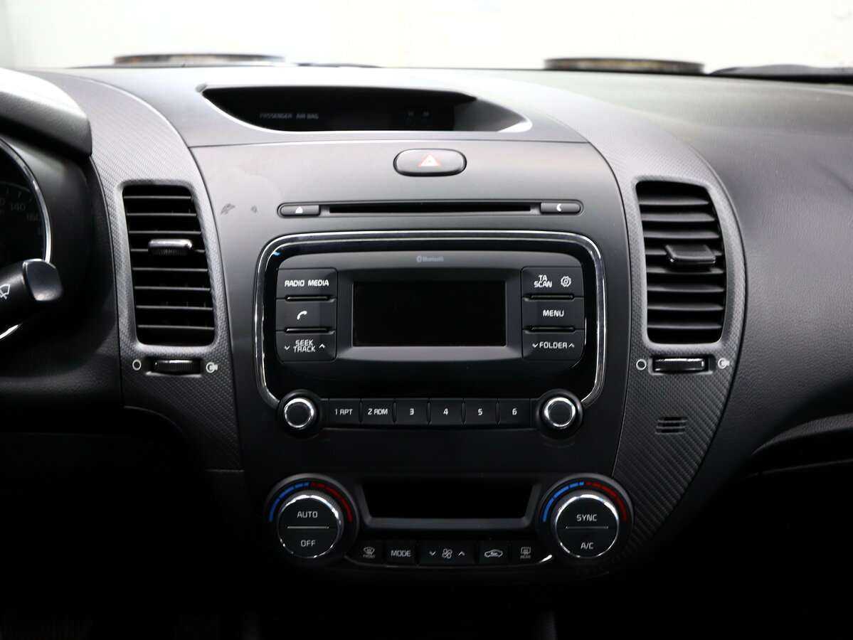 Б/У Киа Церато 2018 года. Фото: #16