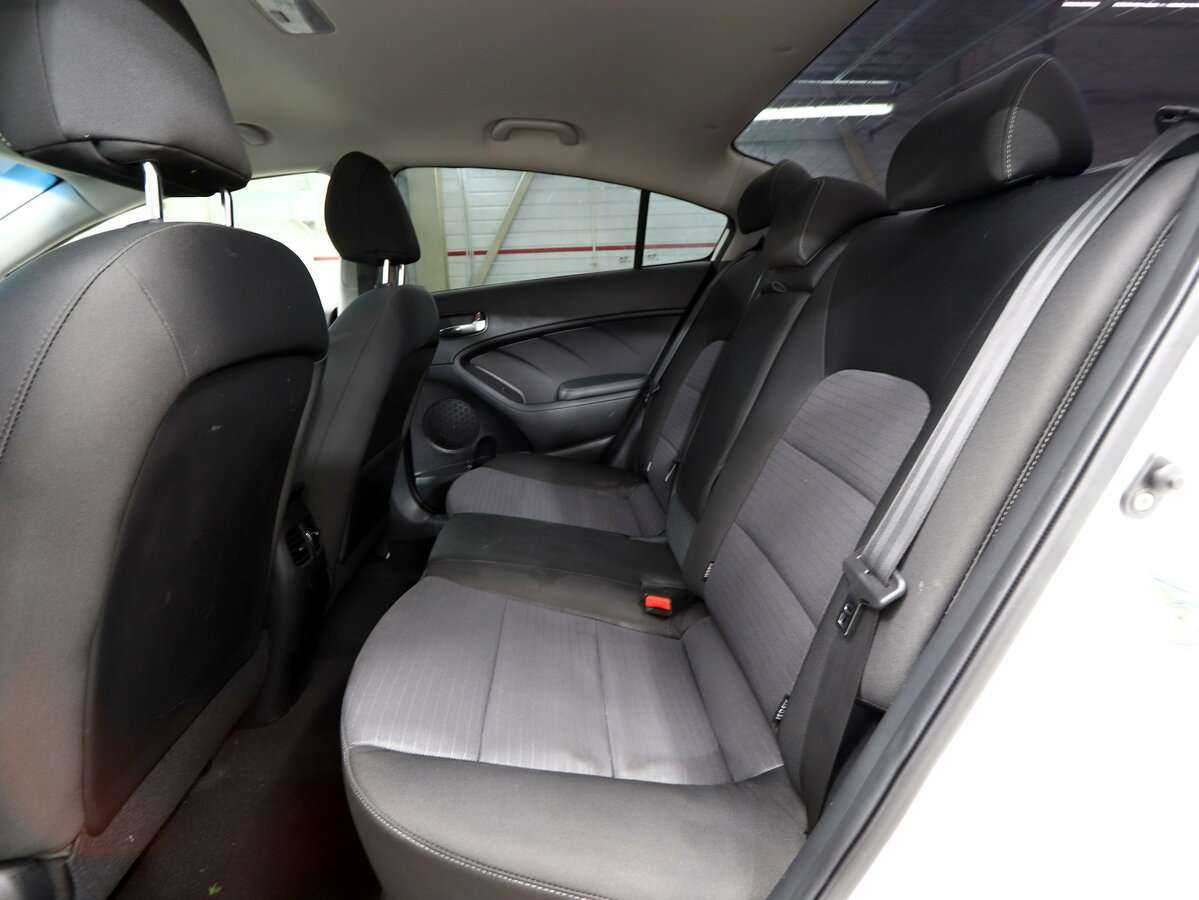 Б/У Киа Церато 2018 года. Фото: #17