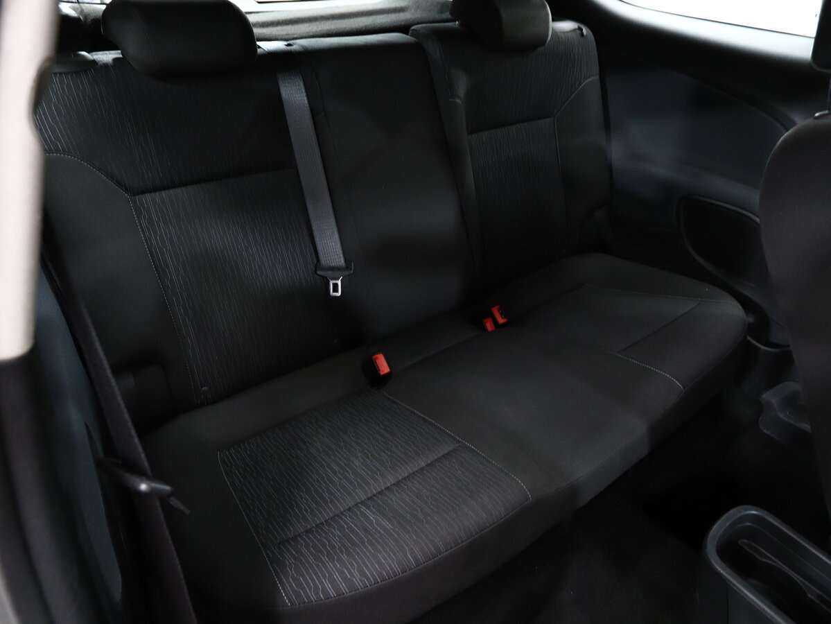 Б/У Опель Астра 2012 года. Фото: #11