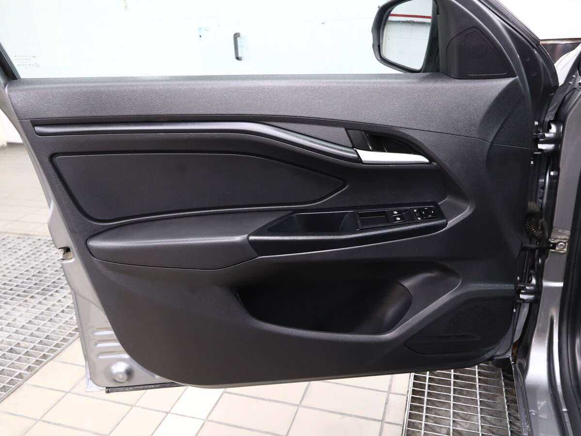 Б/У Лада (ВАЗ) Веста 2018 года. Фото: #11