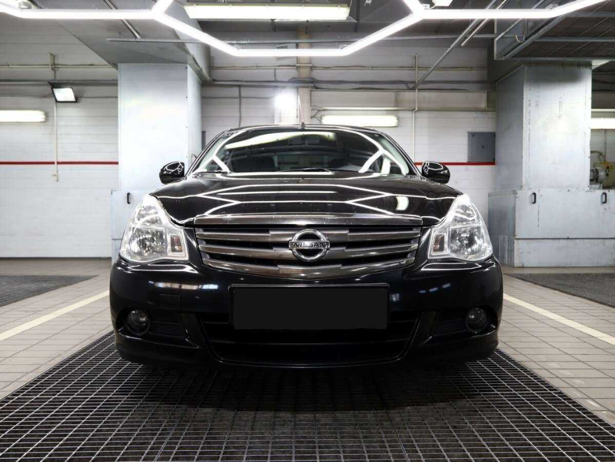 Б/У Ниссан Альмера 2014 года. Фото: #2