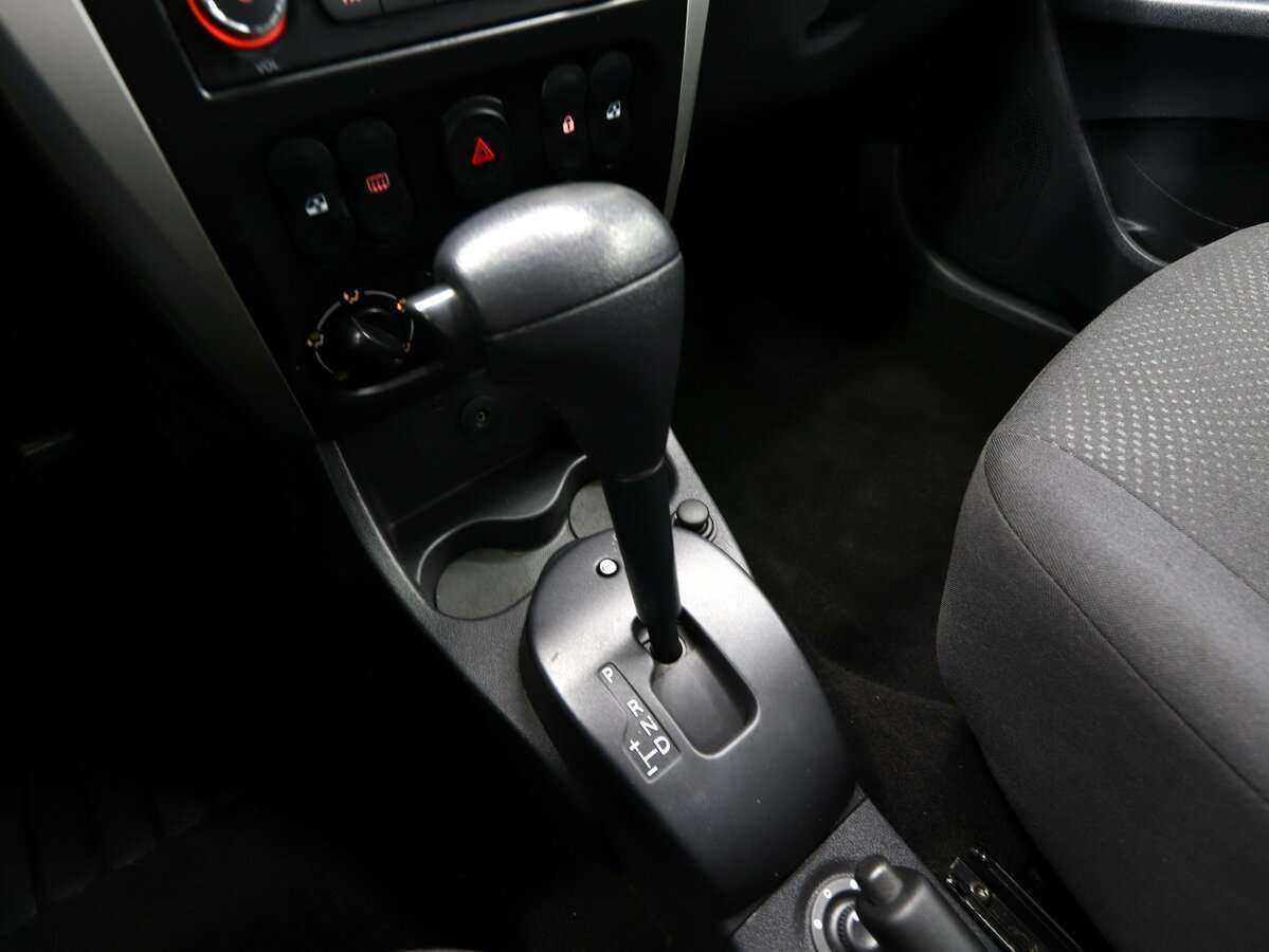 Б/У Ниссан Альмера 2014 года. Фото: #18