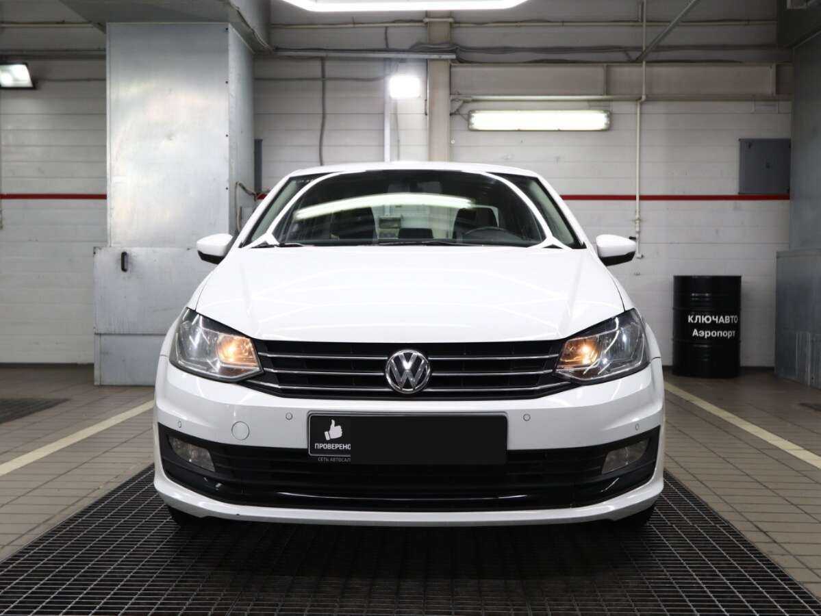 Б/У Фольксваген Поло 2019 года. Фото: #1
