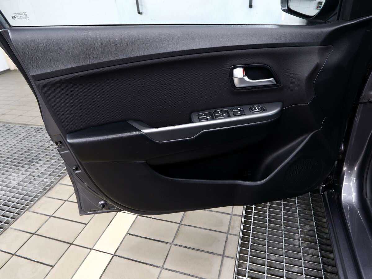 Б/У Киа Рио 2016 года. Фото: #13