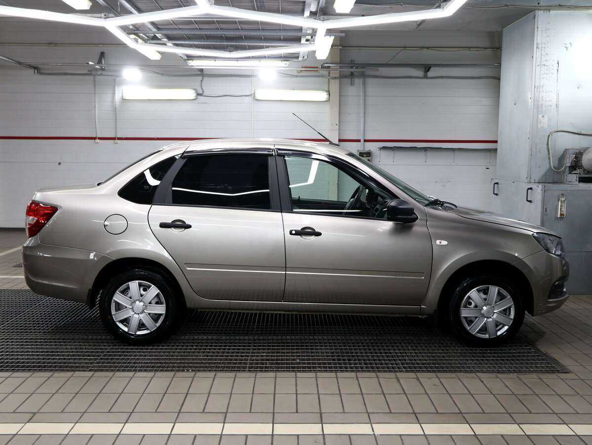 Б/У Лада (ВАЗ) Гранта 2021 года. Фото: #2