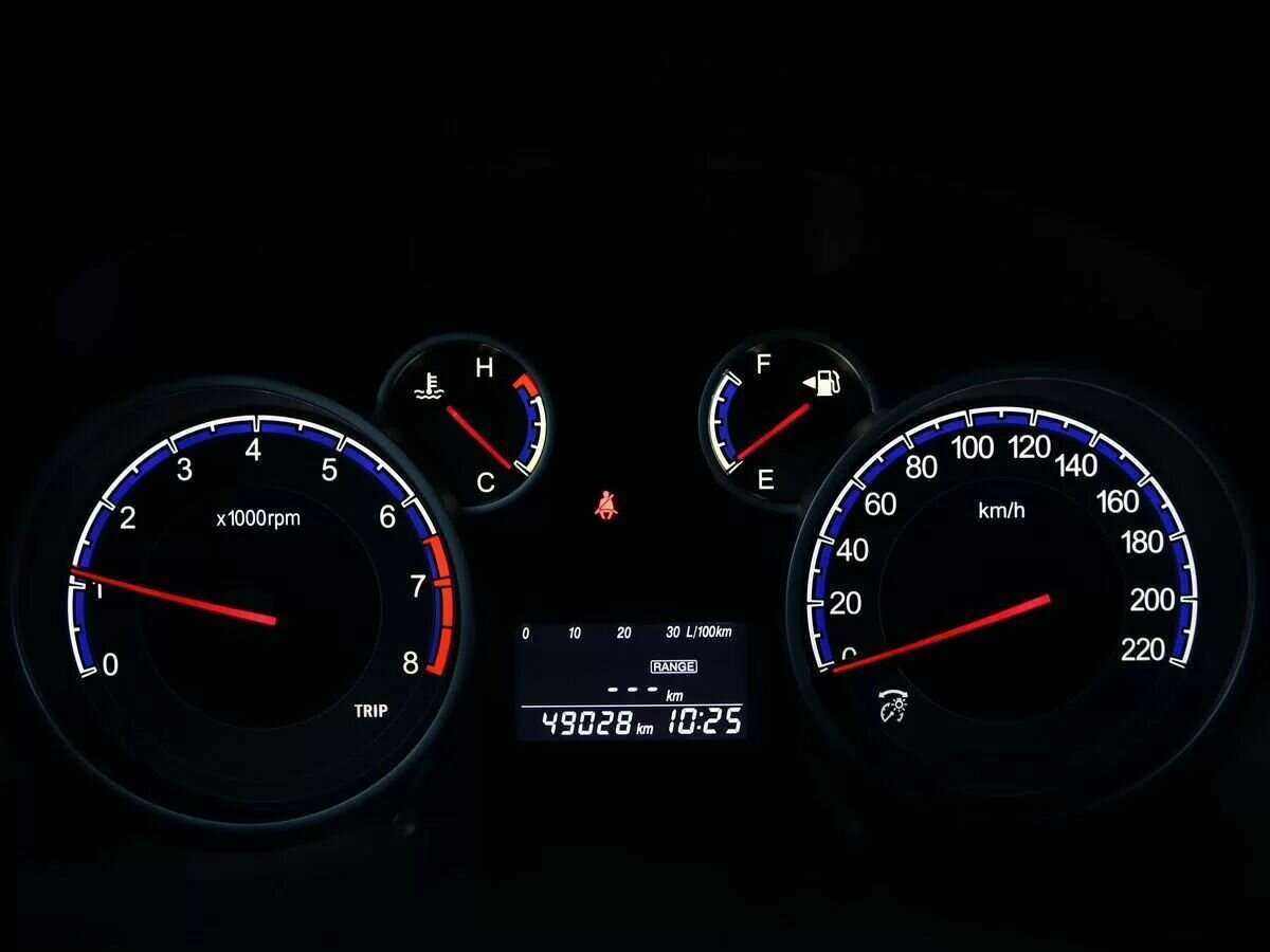 Б/У Сузуки С-Икс4 2013 года. Фото: #12