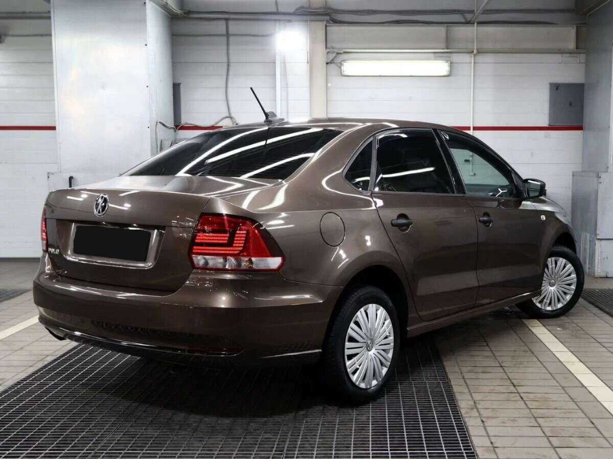 Б/У Фольксваген Поло 2018 года. Фото: #2