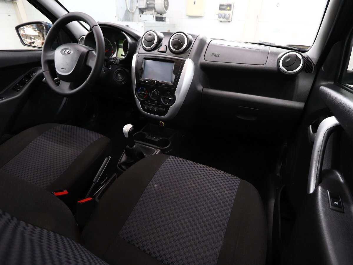 Б/У Лада (ВАЗ) Гранта 2015 года. Фото: #13