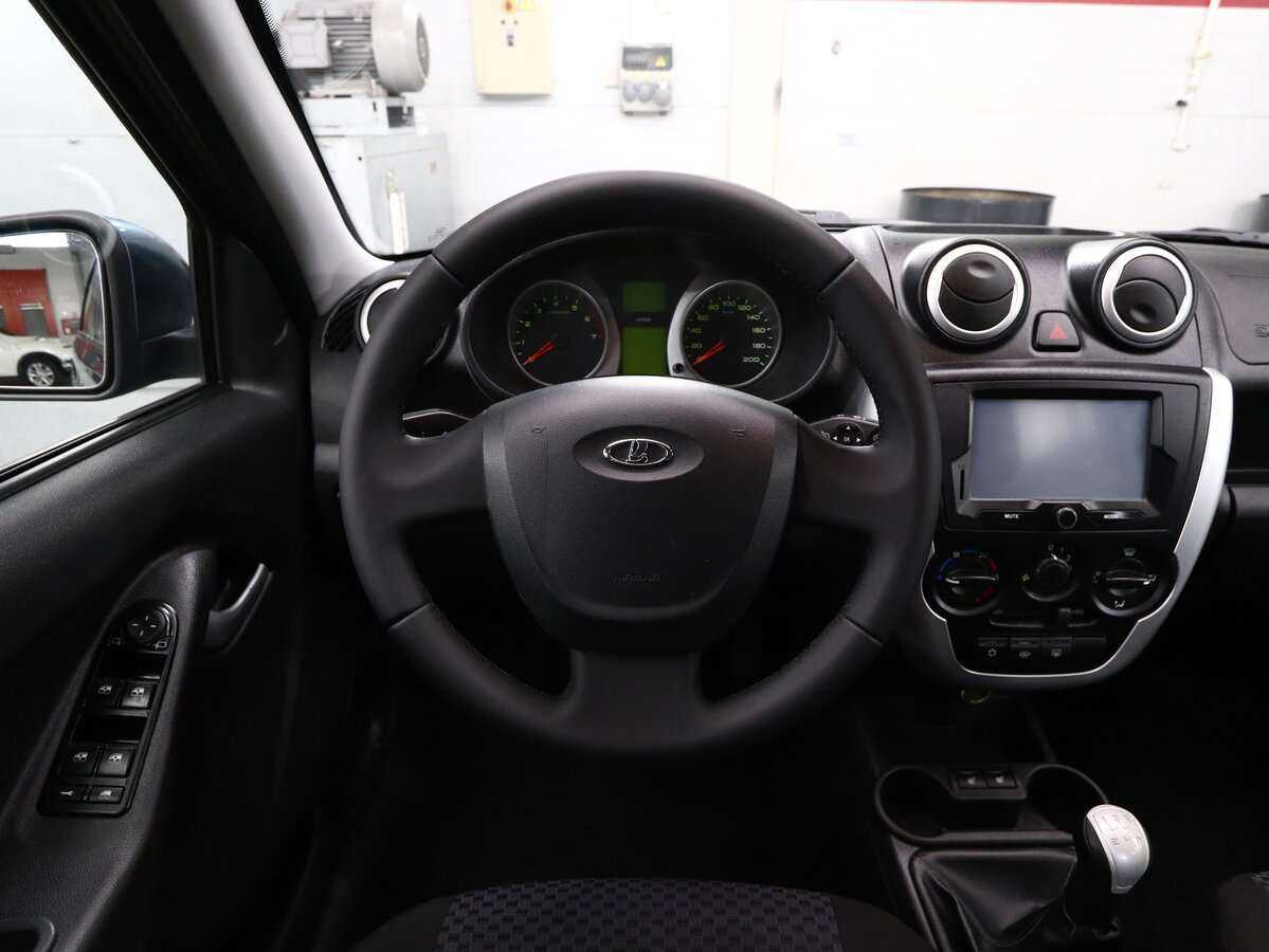 Б/У Лада (ВАЗ) Гранта 2015 года. Фото: #15