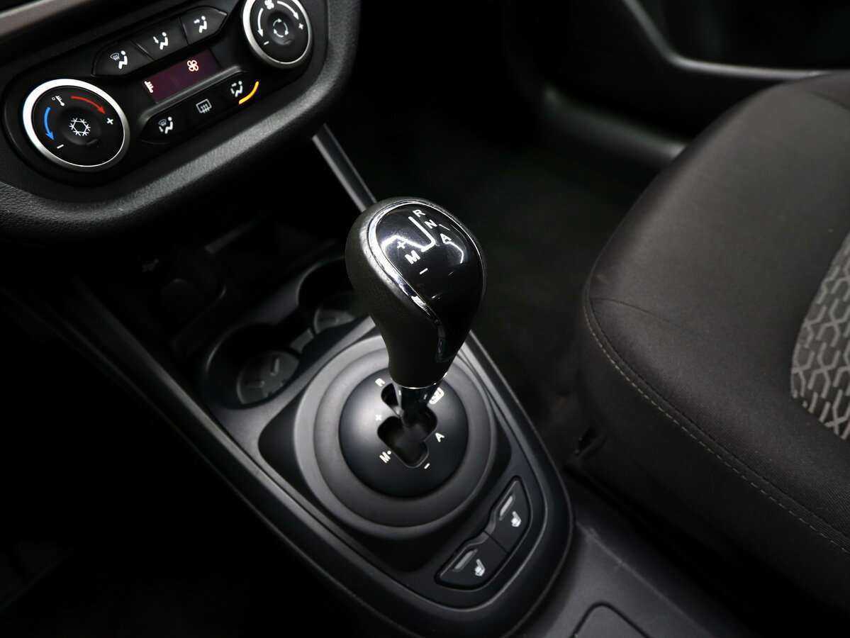 Б/У Лада (ВАЗ) Веста 2015 года. Фото: #19