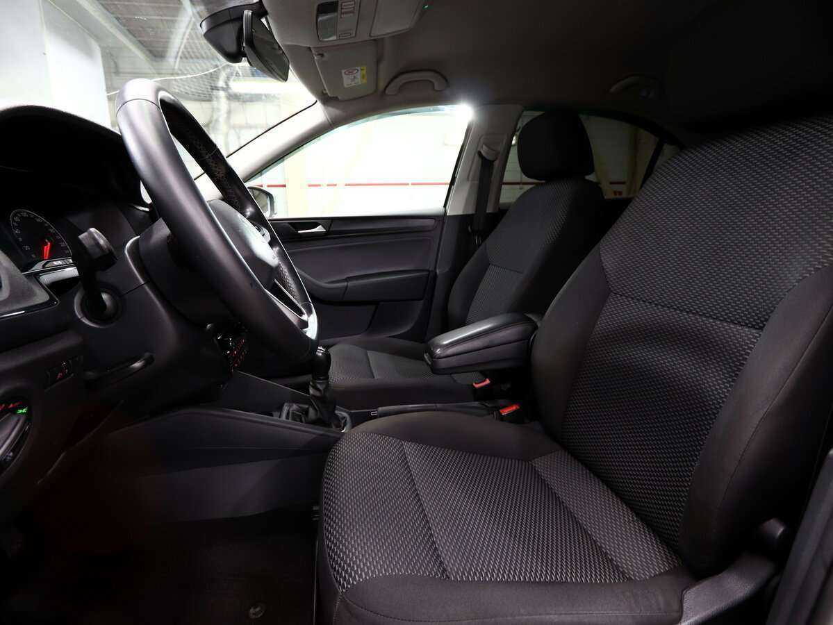 Б/У Фольксваген Поло 2020 года. Фото: #5