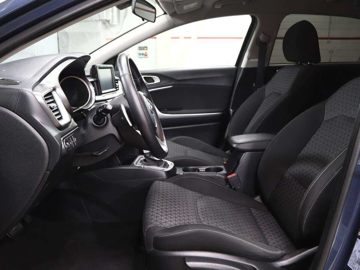 Б/У Киа Сид 2018 года. Фото: #8