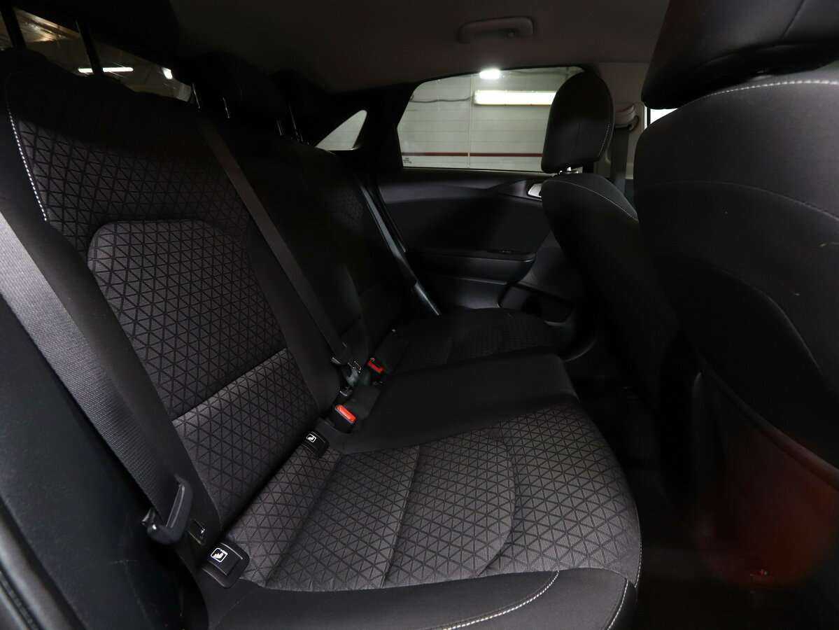 Б/У Киа Сид 2018 года. Фото: #13