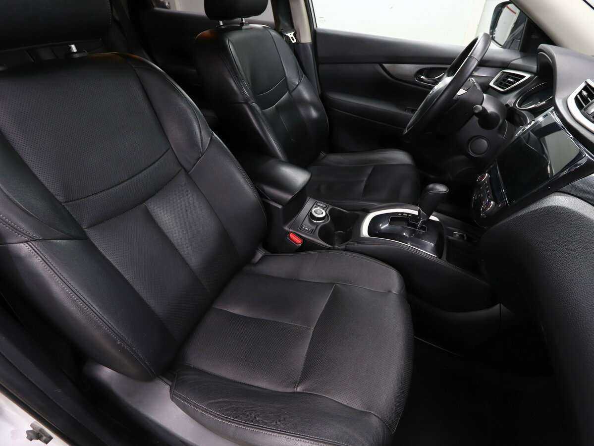 Б/У Ниссан Икс-Трейл 2015 года. Фото: #13