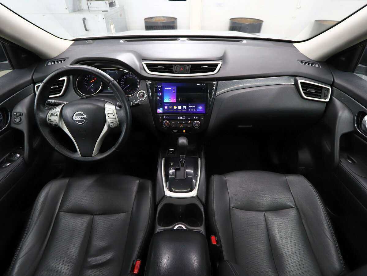 Б/У Ниссан Икс-Трейл 2015 года. Фото: #16