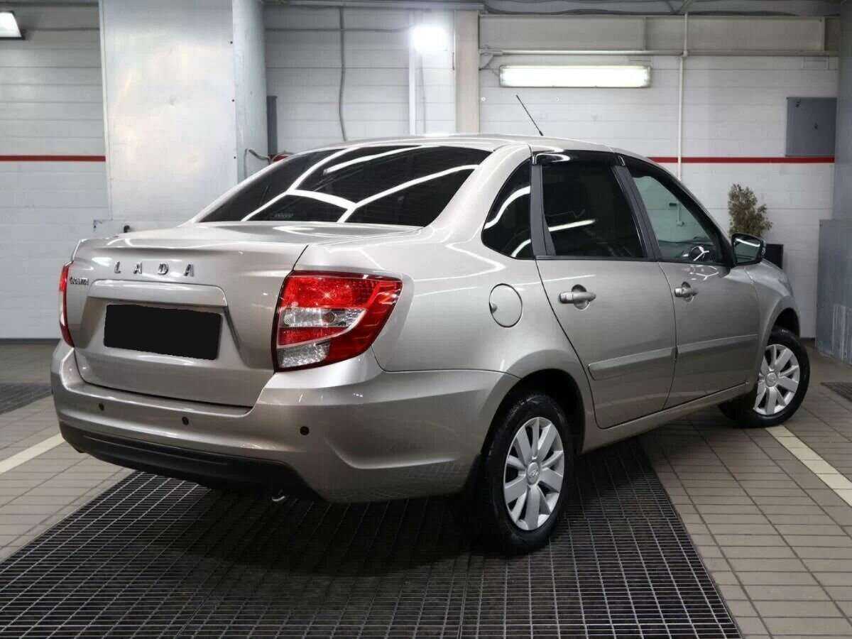 Б/У Лада (ВАЗ) Гранта 2021 года. Фото: #1