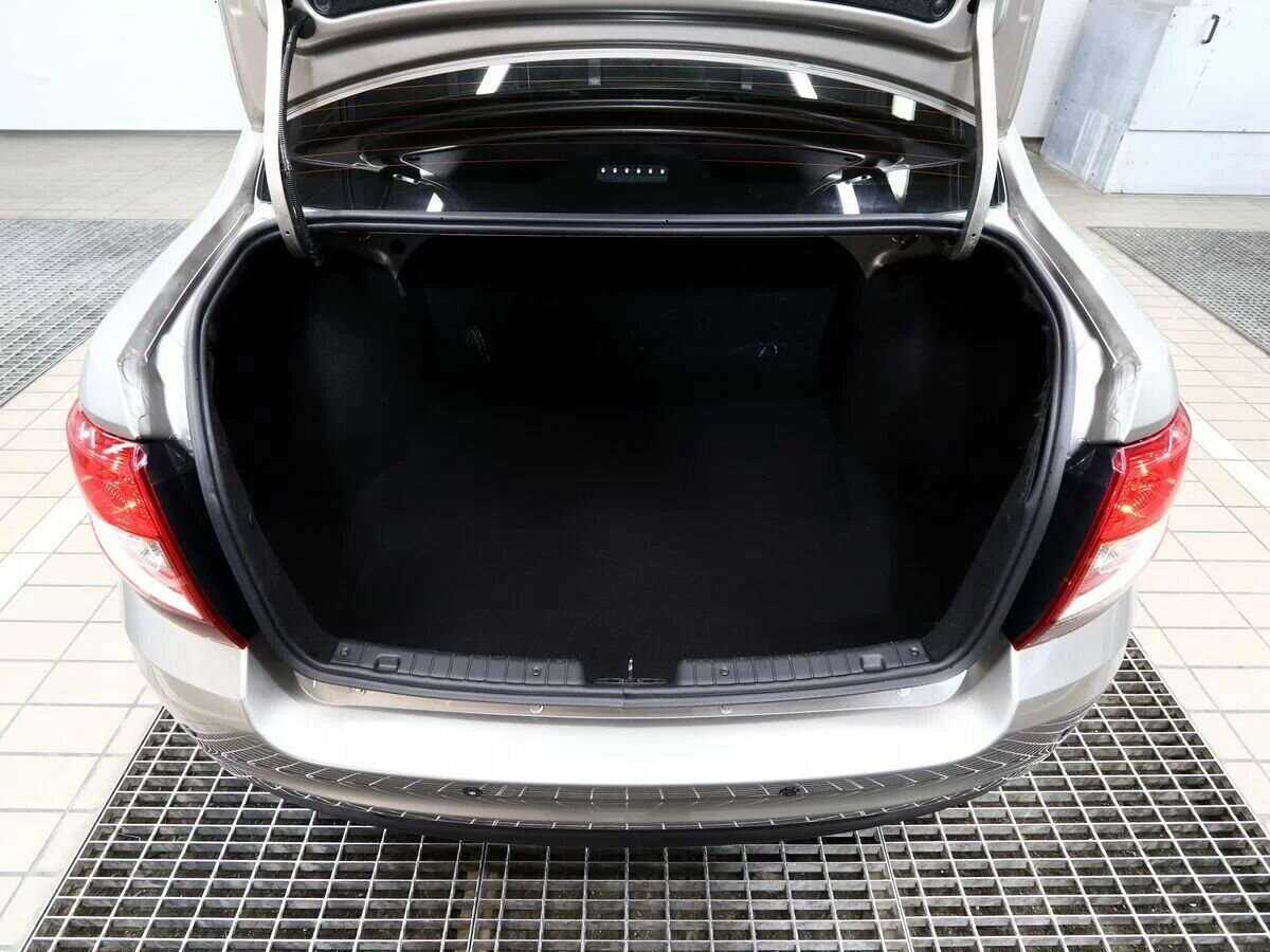 Б/У Лада (ВАЗ) Гранта 2021 года. Фото: #4