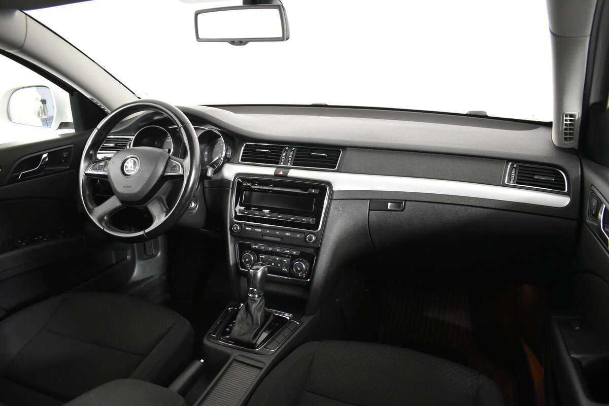 Б/У Шкода Суперб 2015 года. Фото: #7