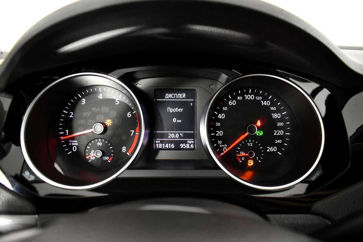 Б/У Фольксваген Джетта 2016 года. Фото: #5