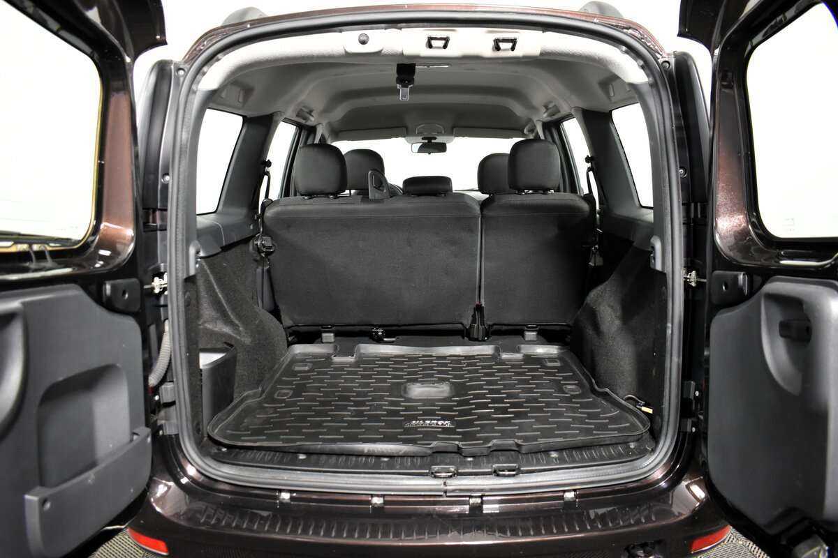 Б/У Лада (ВАЗ) Ларгус 2018 года. Фото: #5