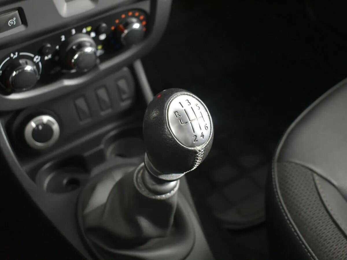 Б/У Рено Дастер 2019 года. Фото: #14