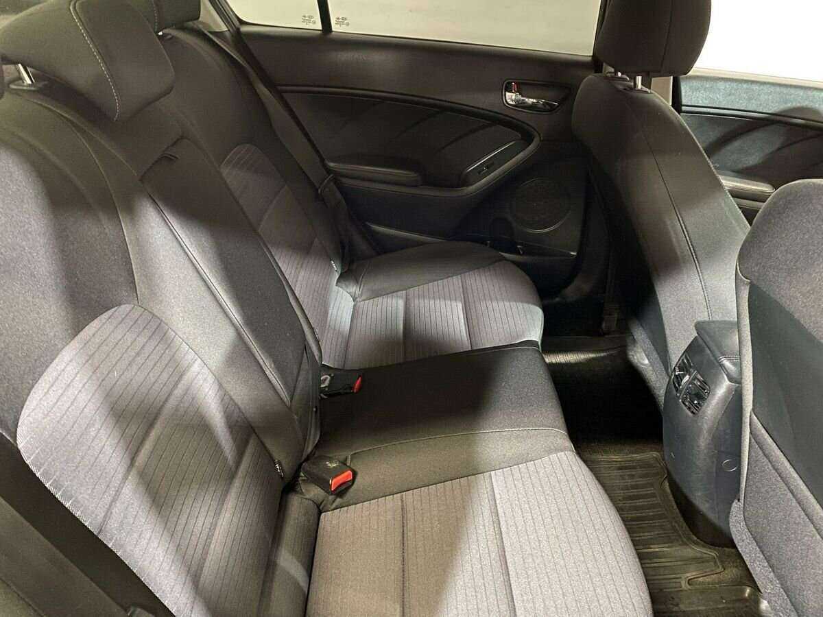 Б/У Киа Церато 2018 года. Фото: #10