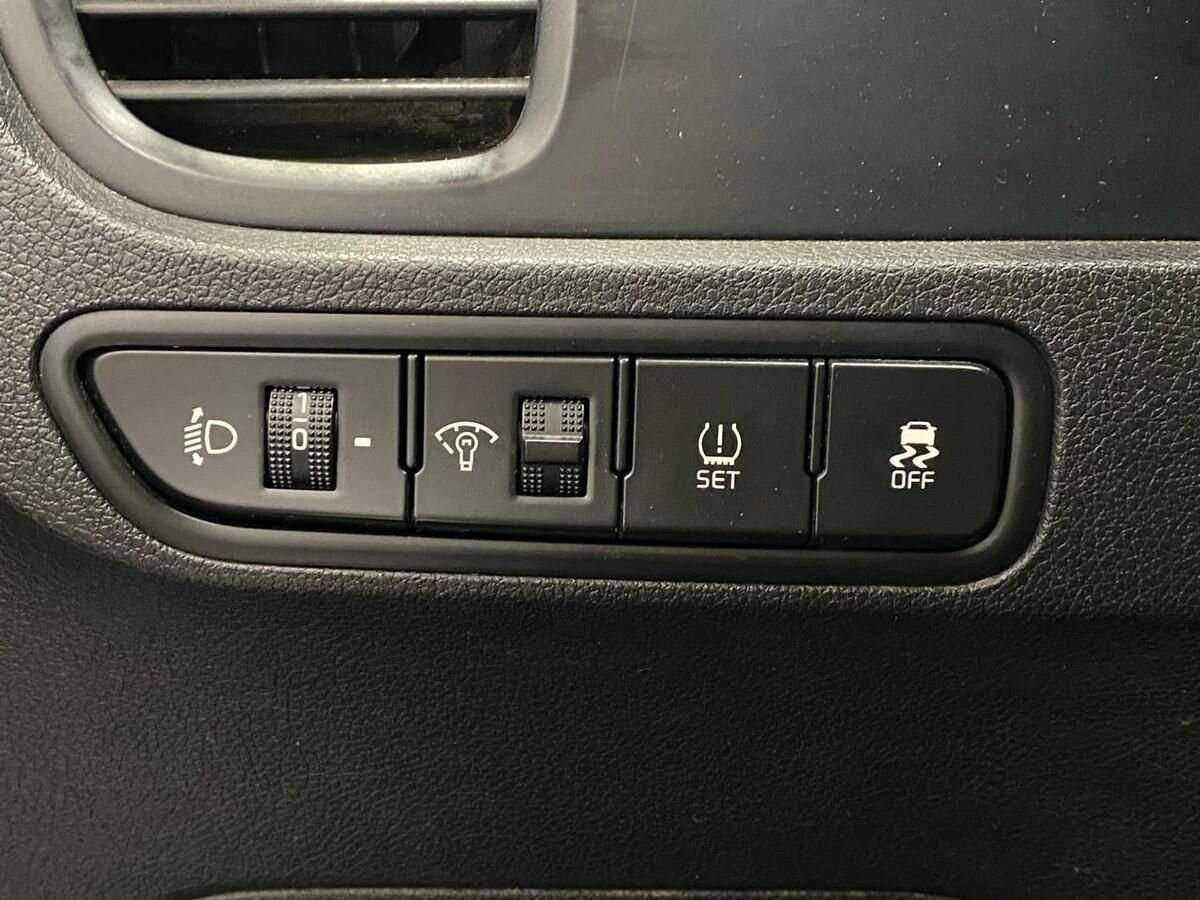 Б/У Киа Рио 2017 года. Фото: #15