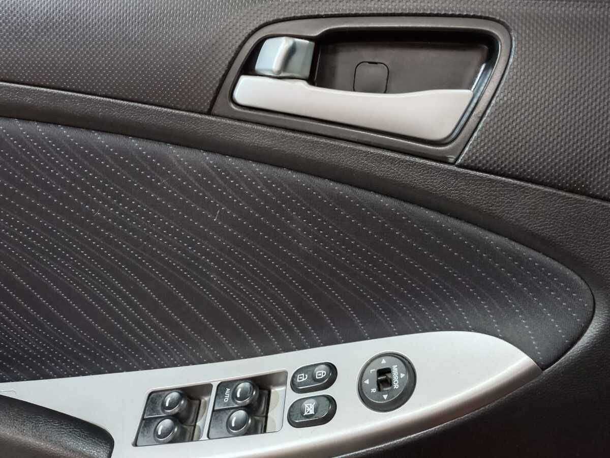 Б/У Хендай Солярис 2016 года. Фото: #13