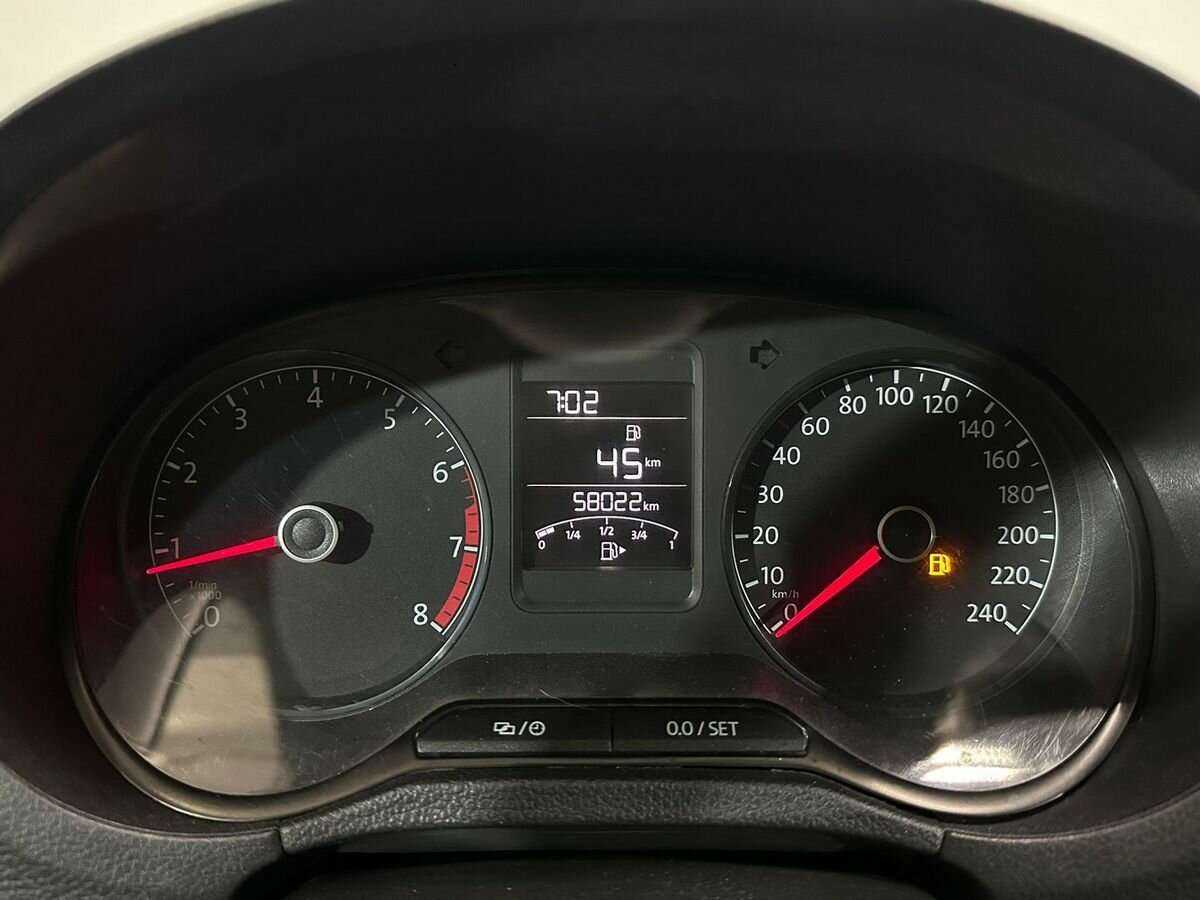 Б/У Фольксваген Поло 2019 года. Фото: #11