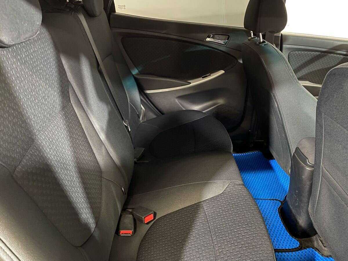 Б/У Хендай Солярис 2012 года. Фото: #10