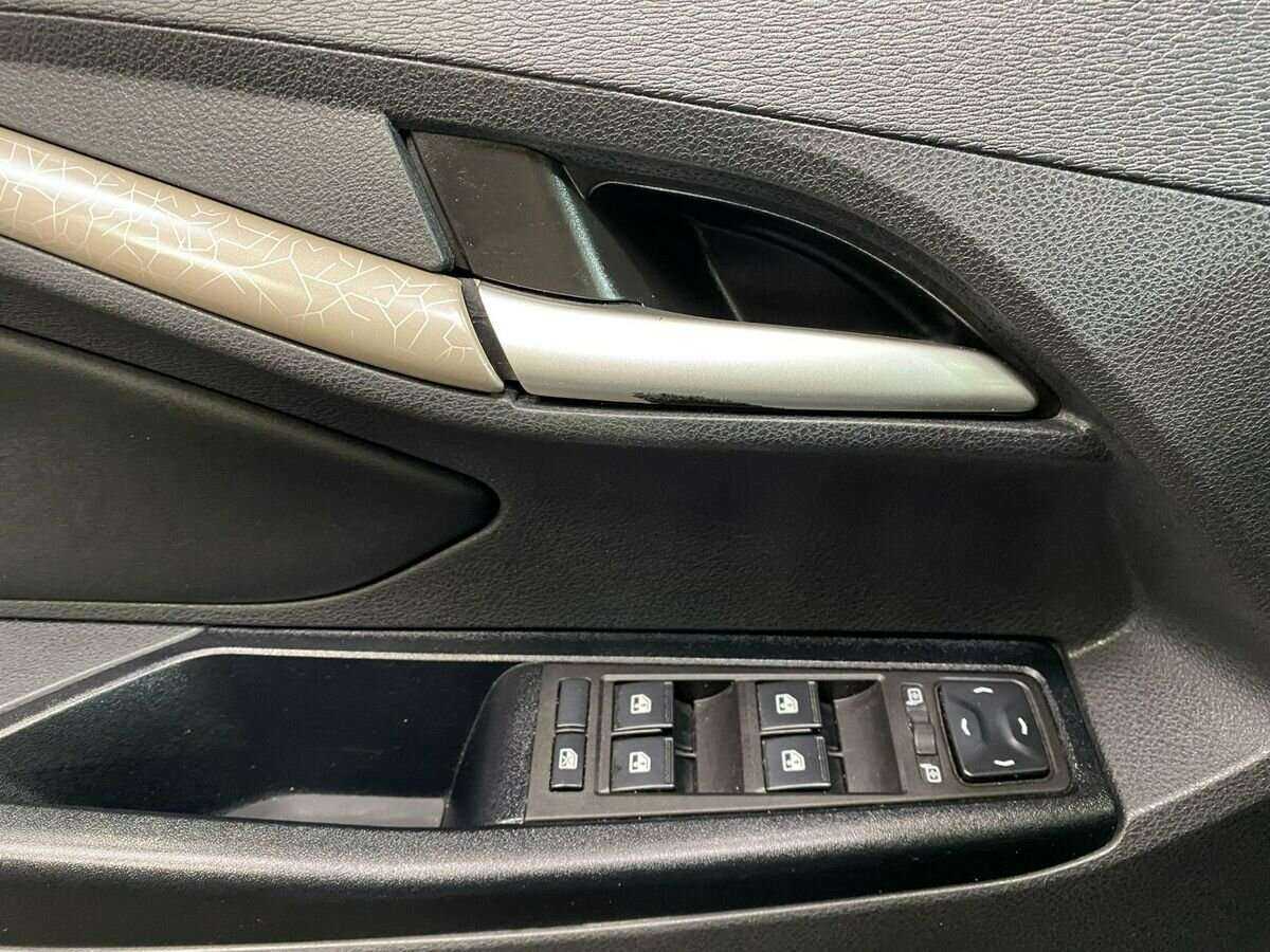 Б/У Лада (ВАЗ) Веста 2019 года. Фото: #15